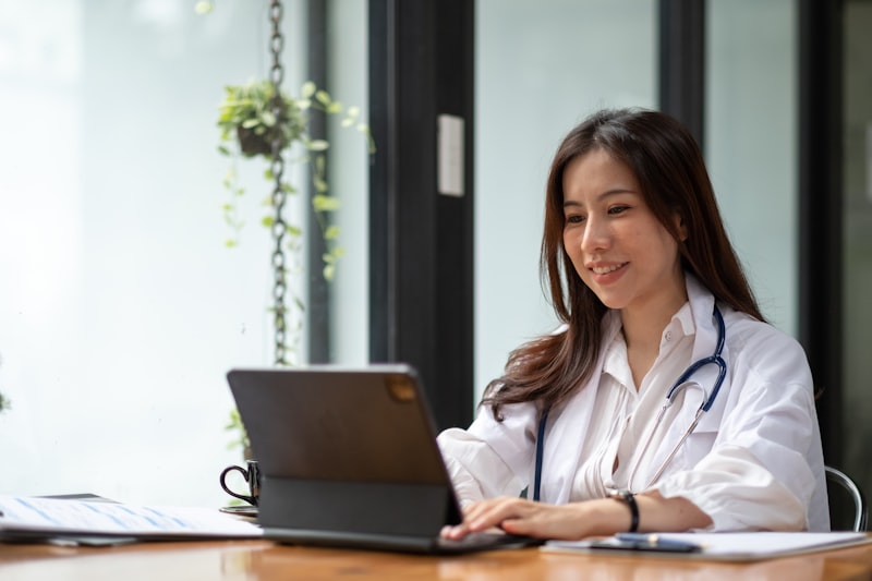 Patient having a telehealth video consultation with an Ignova doctor